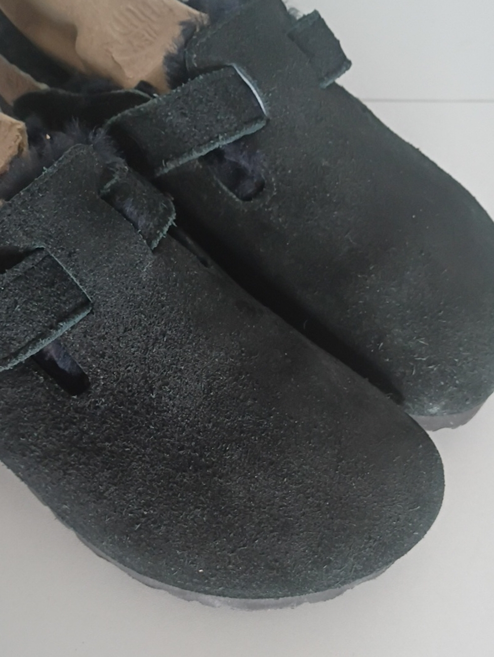 Birkenstock Boston Shearling Clogs Black Suede Leather Size 39 (US Women's 8)